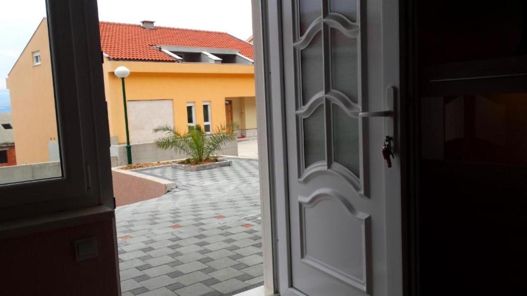 Sarita Apartments 2 Makarska Buitenkant foto